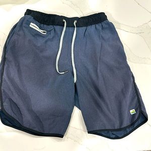 Vuori Banks Shorts Color: Azure Linen Texture